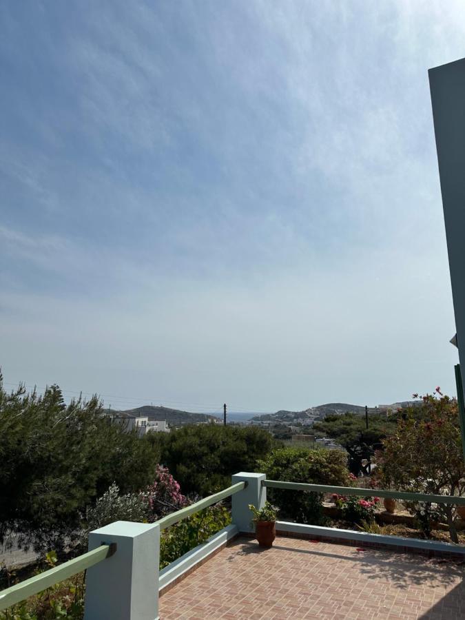 Eva's House * Vari (Syros)
